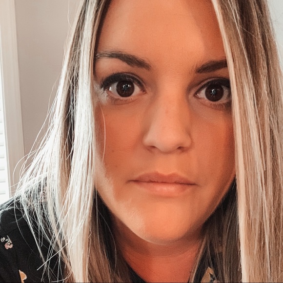 Meet your Posher, Courtney - Picture 4 of 11